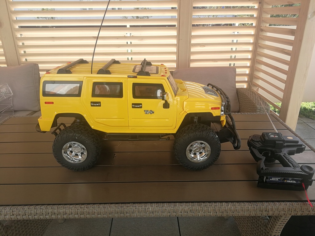 HUMMER MODEL RC SKALA 1/16 TORQUE HORSE