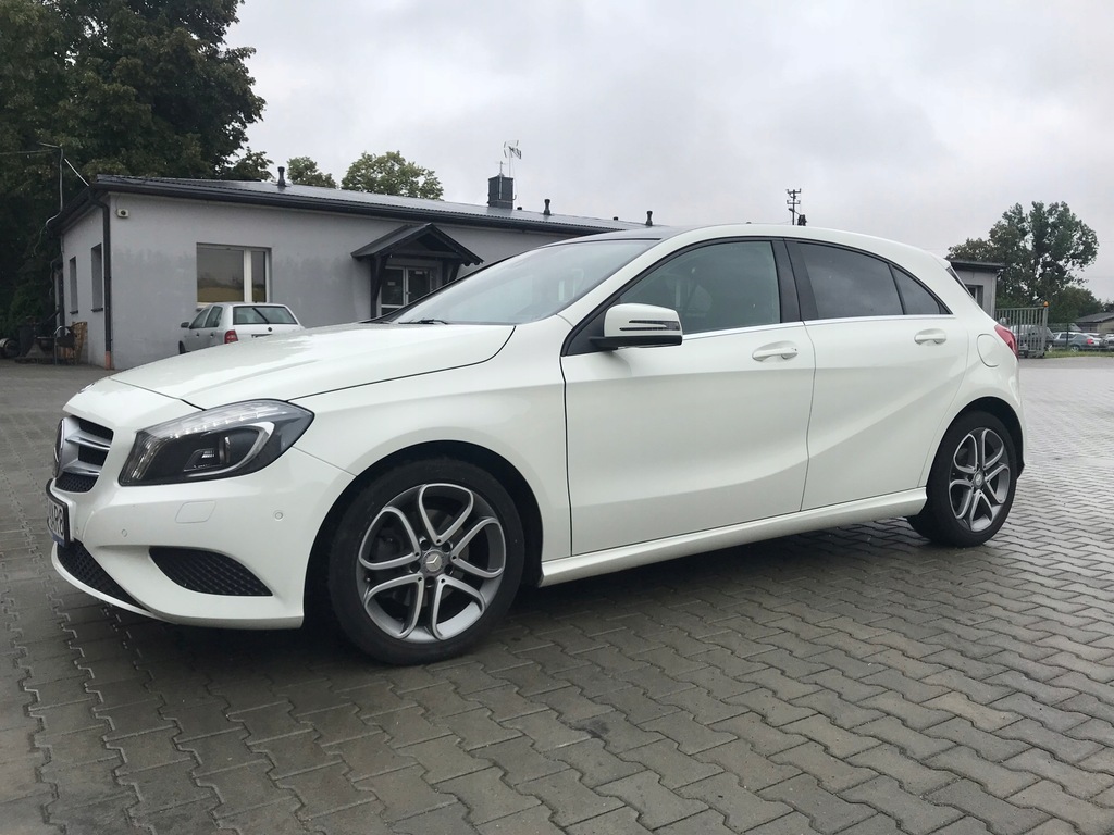 MERCEDESBENZ A 200 CDI BlueEFFICIENCY 2013 DIESEL