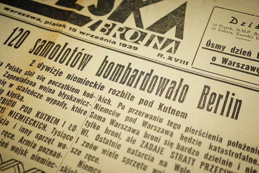 Gazeta 15 IX 1939 120 samolotów bombarduje Berlin