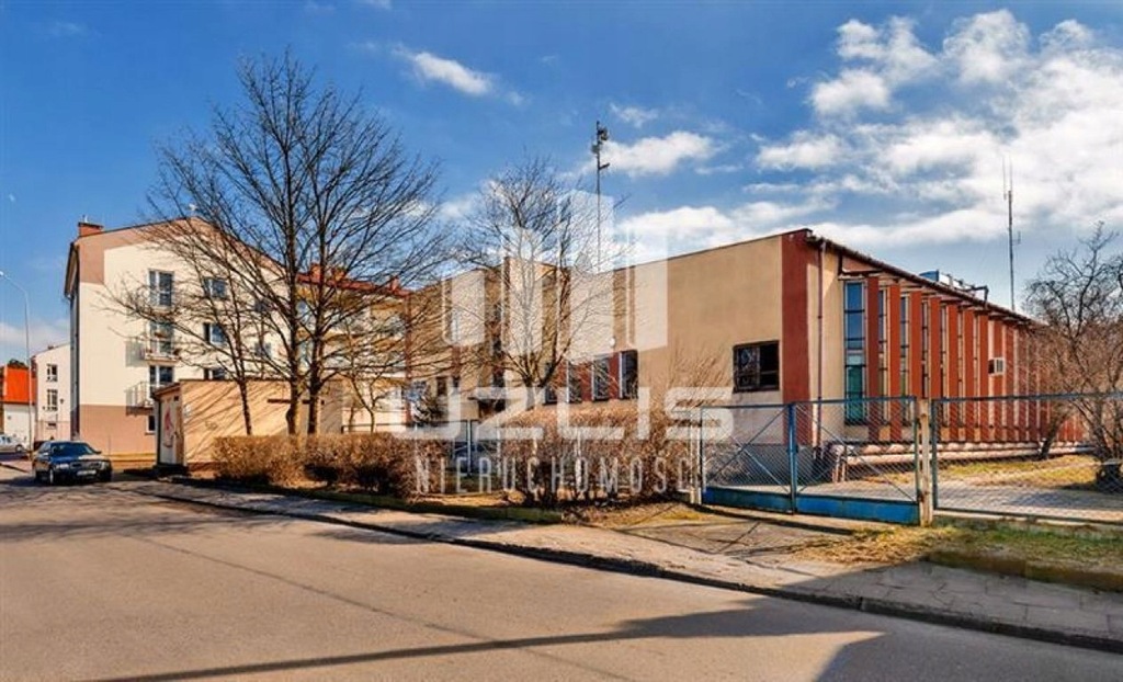 Komercyjne, Ustka, Słupski (pow.), 1018 m²