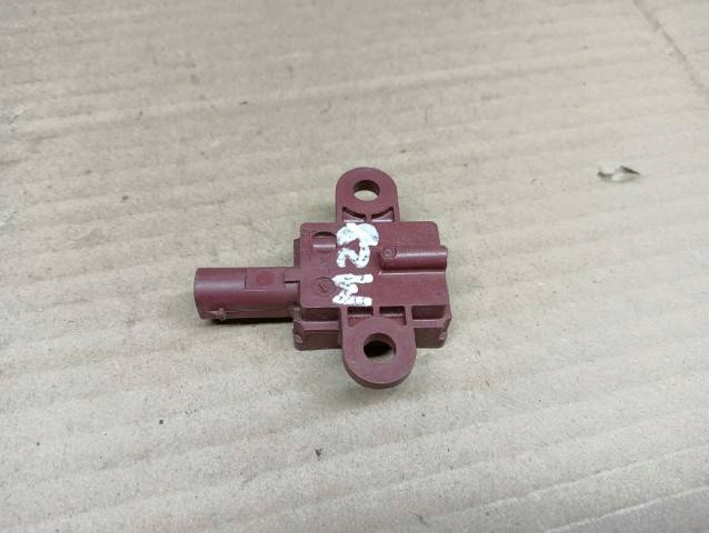M28 BMW G11 G12 G30 CZUJNIK OCHRONY PIESZYCH 9337656