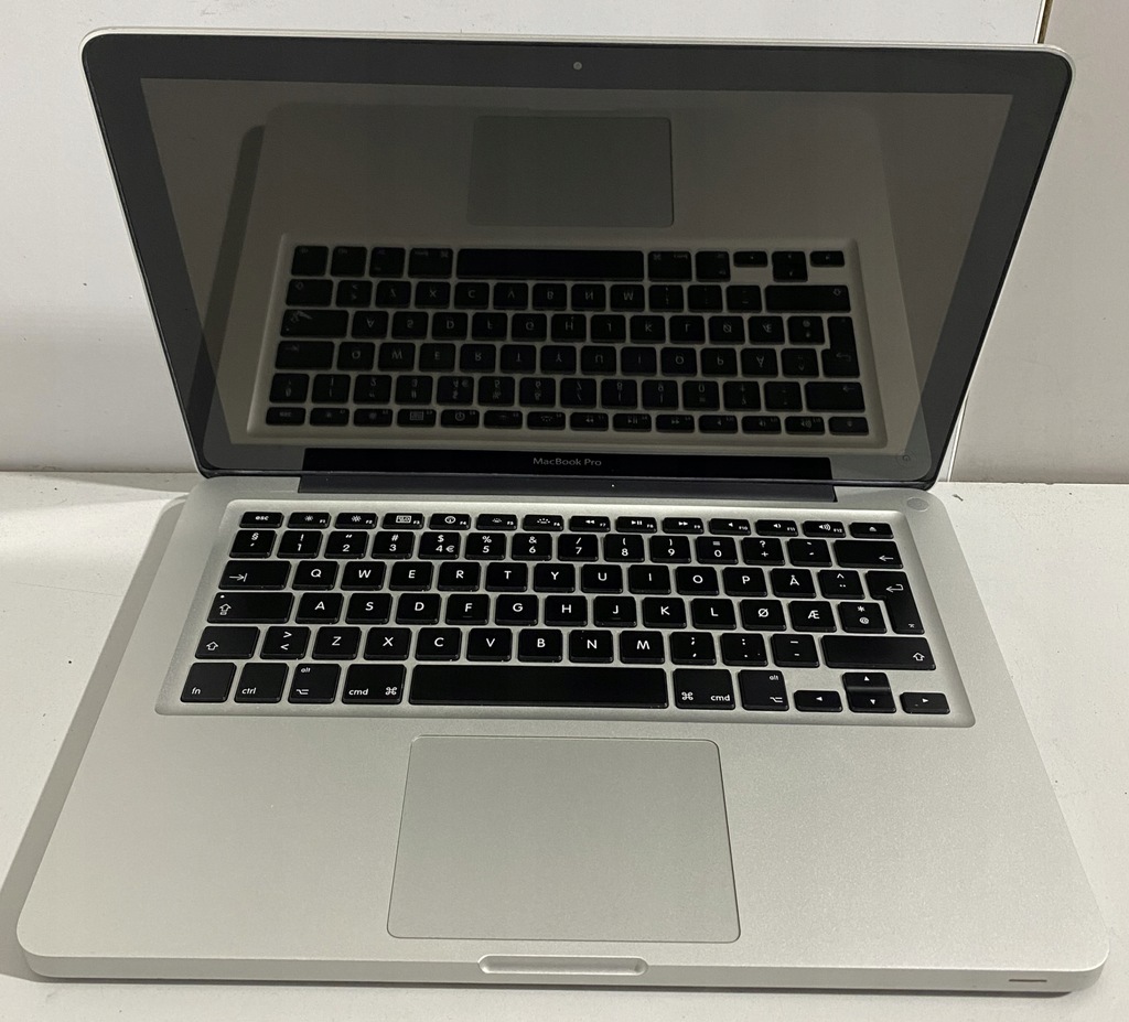 MACBOOK A1278 13 " core 2 duo 4 GB 2010 DZ28L