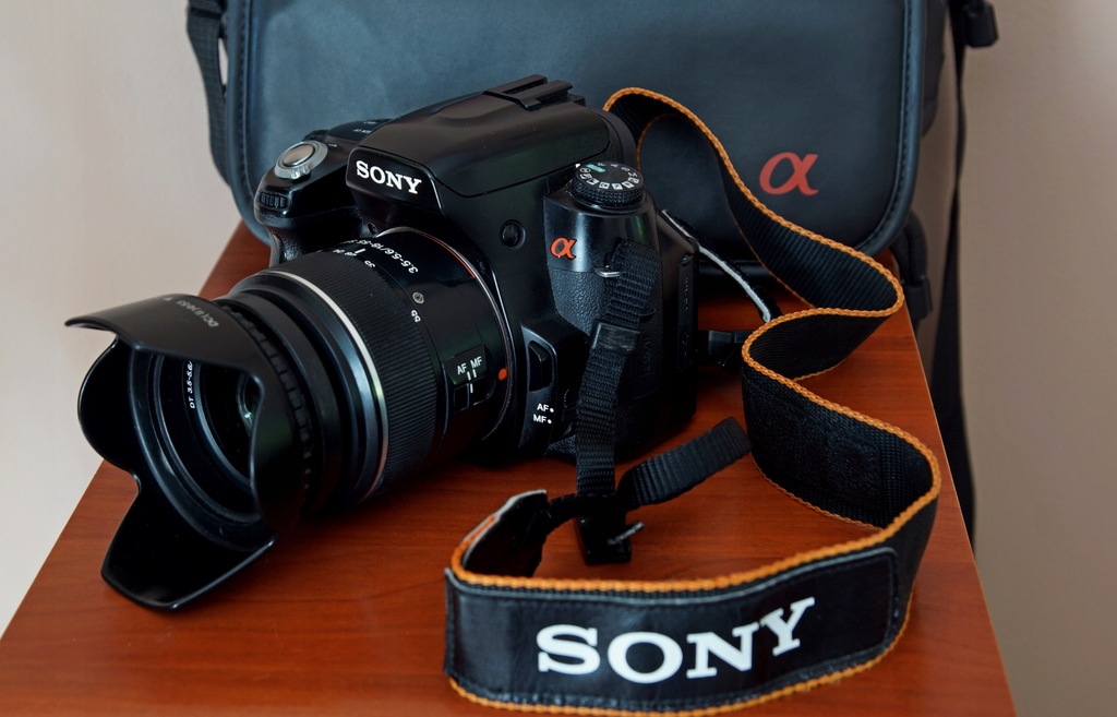 Купить Зеркальная камера Sony DSLR-A500 + объектив. 18-55 ОТЛИЧНО: отзывы, фото, характеристики в интерне-магазине Aredi.ru