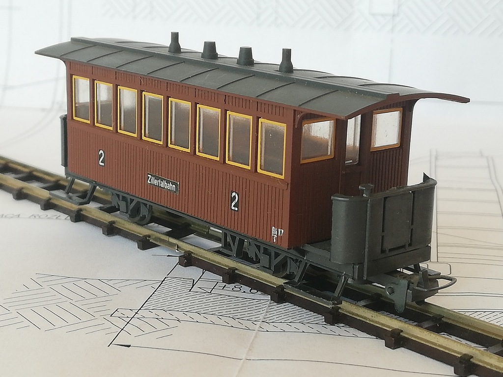 ~*~ H0e..OSOBOWY..2 KLASA..BRĄZOWY..DWIE OSIE..LILIPUT ~*~