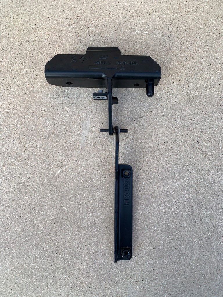 ZAWIAS MASKI ATRAPY LH DAF XF XG XG+ 2250181 - 16995196458