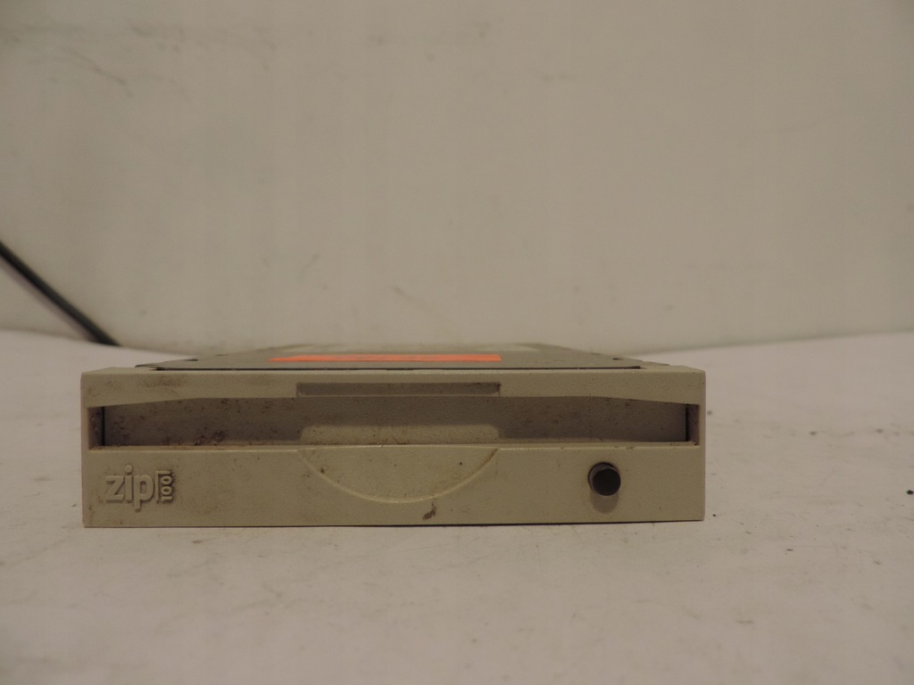 ZIP IOMEGA Z100ATAPI 88/10