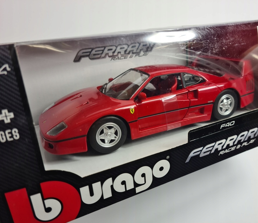 Ferrari F40 Bburago 1:24 model metalowy prezent