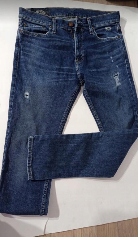 A0D307*HOLLISTER - JEANSY 32/30 B00