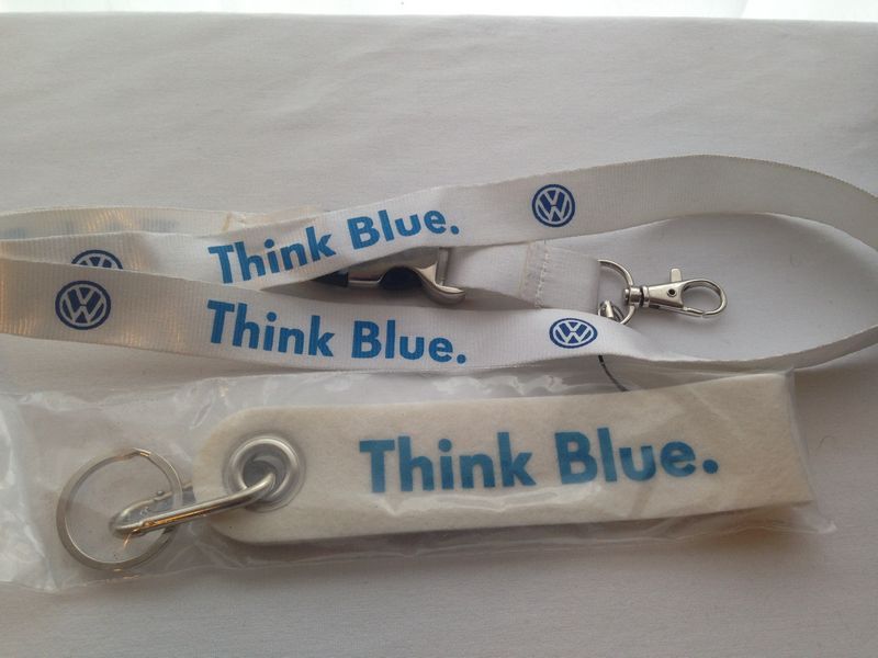 VOLKSWAGEN THINK BLUE brelok+smycz