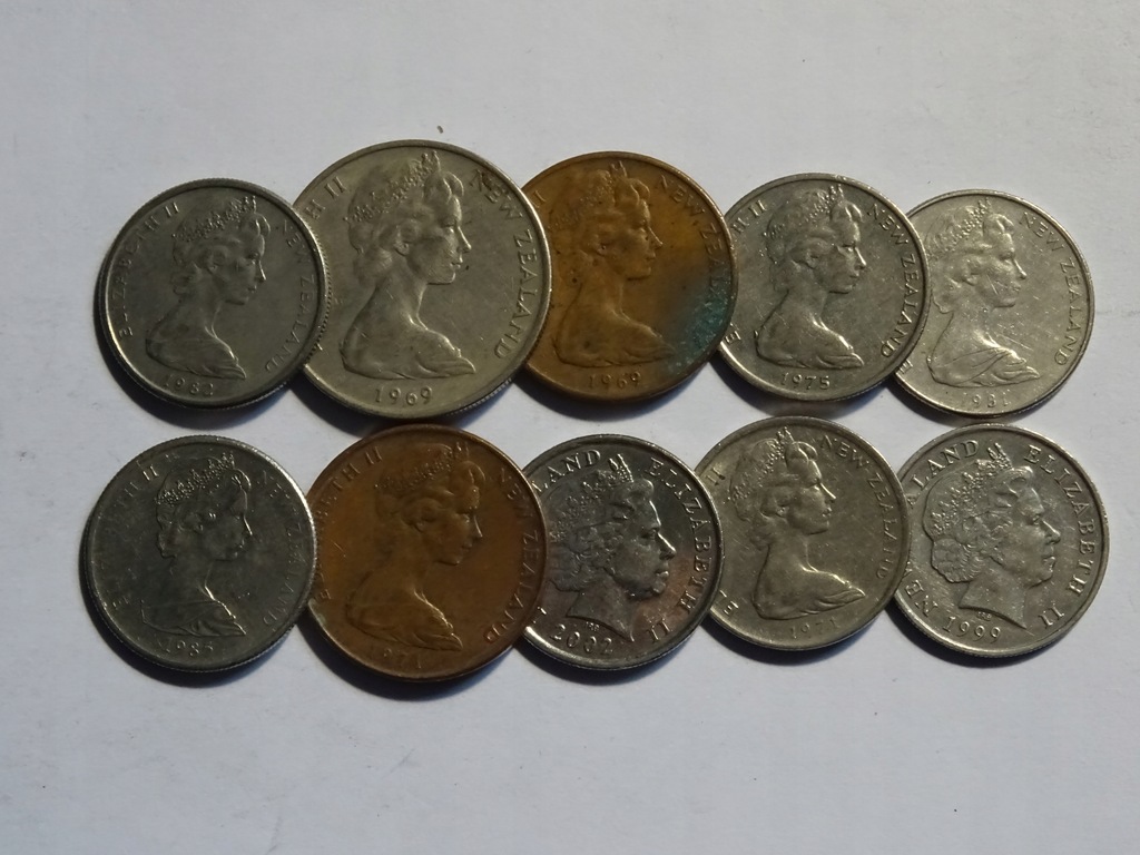 10 monet Nowa Zelandia ciekawy mix -C170