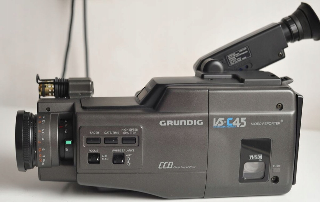 Купить Аналоговые камеры VHS-C от Panasonic и Grundig: отзывы, фото, характеристики в интерне-магазине Aredi.ru