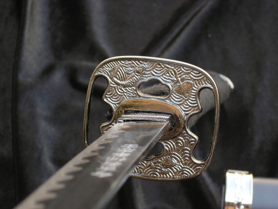 MIECZ KATANA Z POCHWĄ I STOJAKIEM TL492-395CA BCM