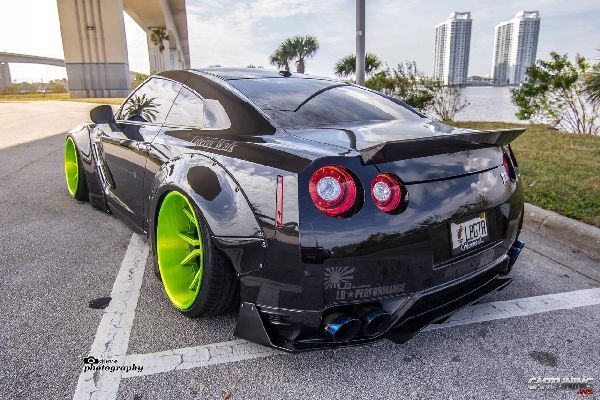 NISSAN GTR R35 LB BODY KIT PAKIET STYLISTYCZNY PODKŁAD NOWOŚĆ !!!