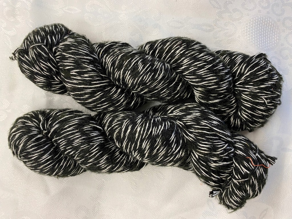 WŁÓCZKA akryl 20 dkg nr 26.07-12