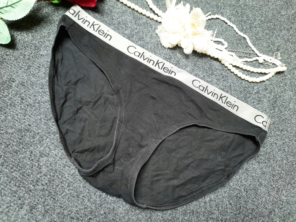 CALVIN KLEIN MAJTKI 40/42