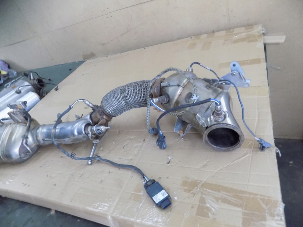 KATALIZATOR VOLVO XC40 D3 2.0 TDI 31439718 32255571 ORYGINAŁ