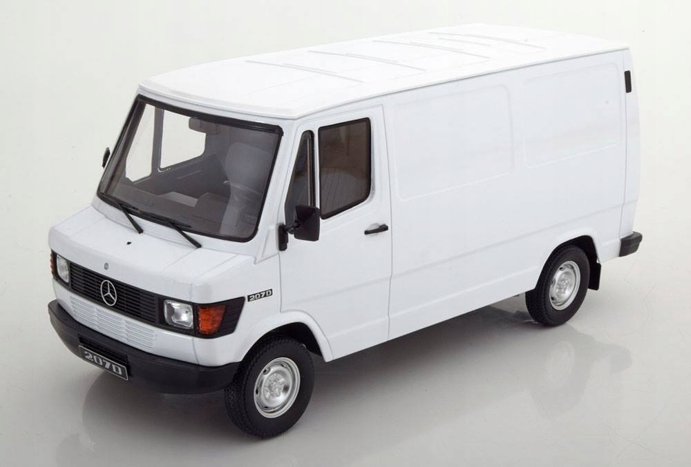 Mercedes 208 D Transporter 88 1:18 KK Scale 180301