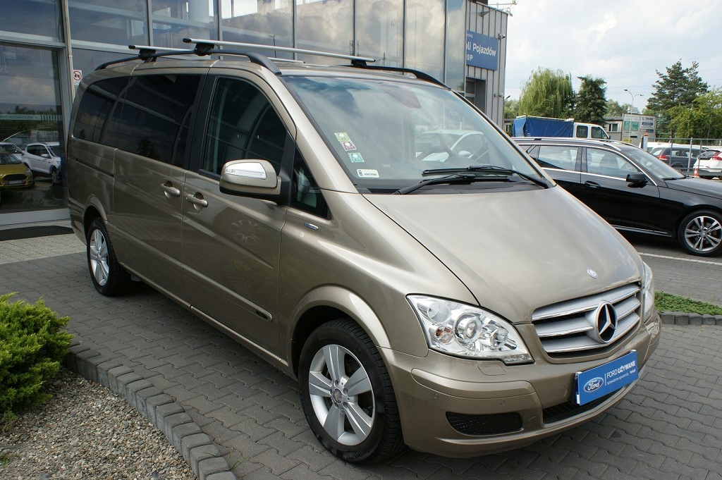 Mercedes Viano 2.2CDI 163KM TREND, Salon