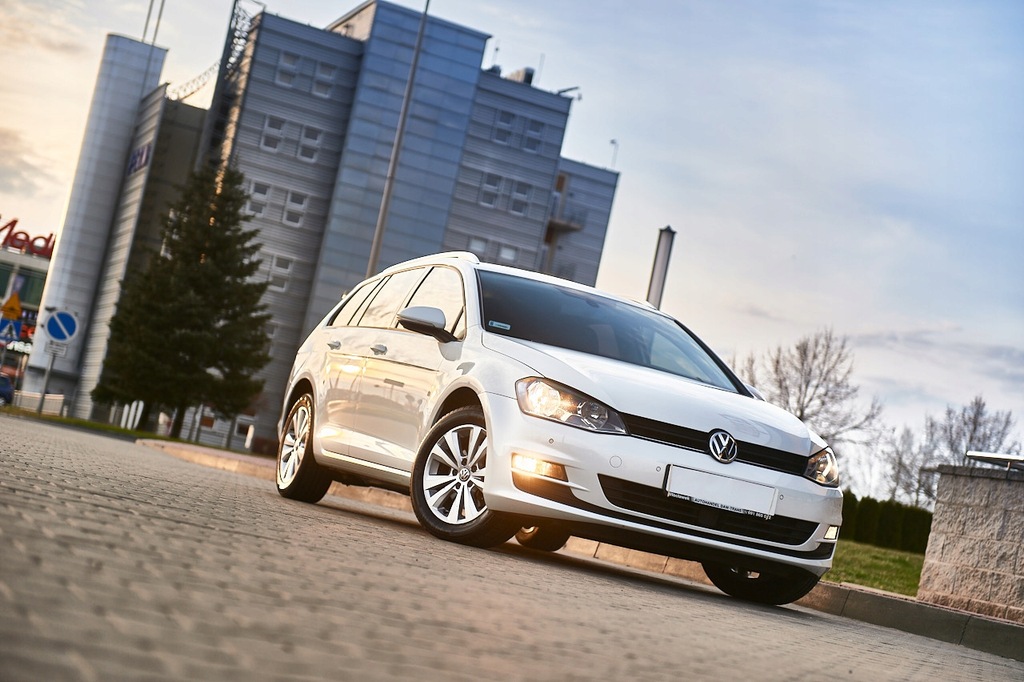 VW GOLF VII TDI BIAŁA PERŁA DSG ACC NAVI ZAREJ_PL