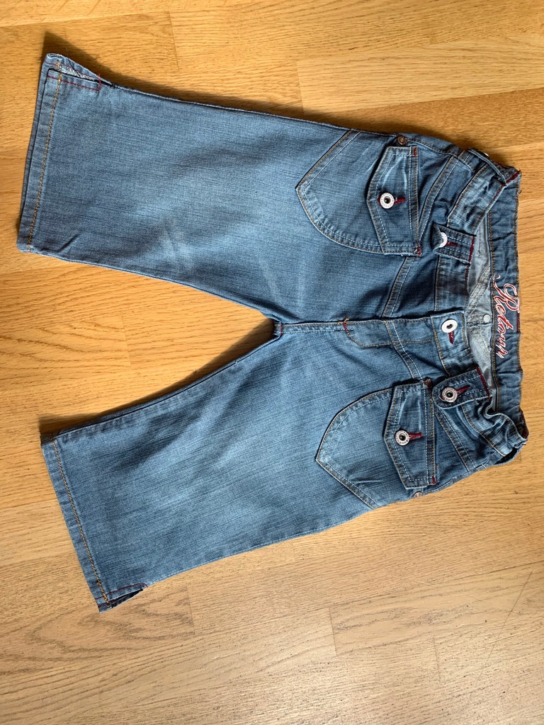 Jeansowe krótkie spodenki dżinsowe 146-152