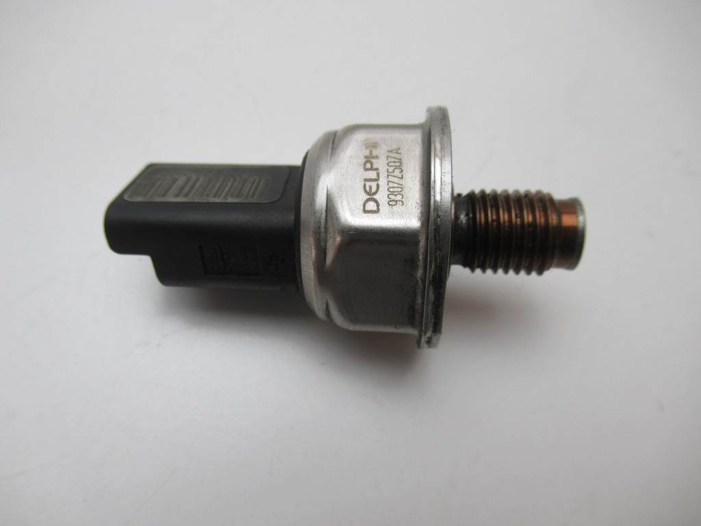 Regulator Ciśnienia Paliwa Suzuki Liana 1.4Hdi - 7606914543 - Oficjalne Archiwum Allegro