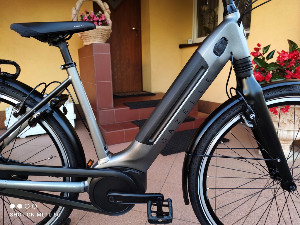 Rower elektryczny Gazelle Ultimate C8+ 2021 roz.49 12402216871
