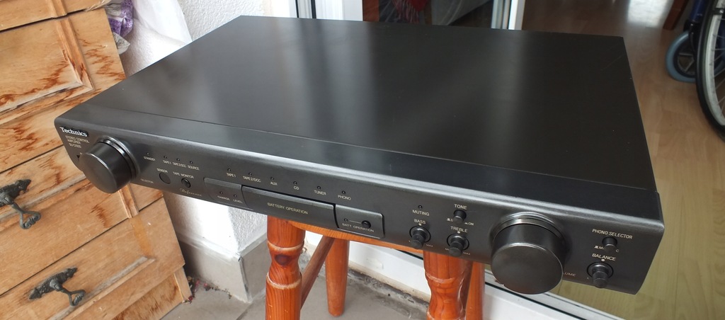 Przedwzmacniacz Technics SU-C1000