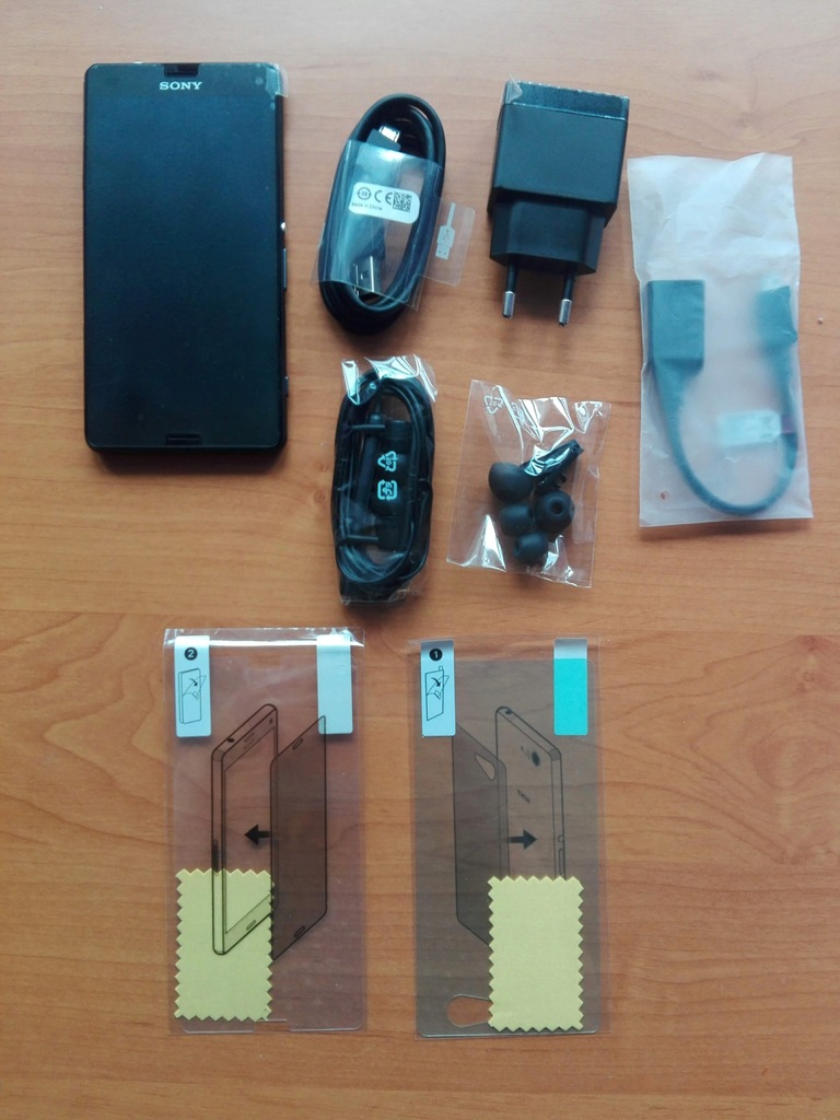 Smartfon Sony Xperia Z3 Compact czarny + GRATISY