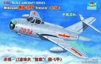 TRUMPETER 02206 - 1:32 MIG-17PF Fresco (F-5A)