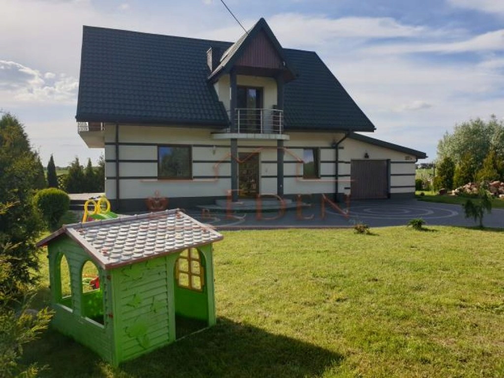 Dom, Zalesie, Łuków (gm.), Łukowski (pow.), 153 m²