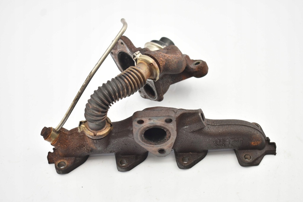 KOLEKTOR WYDECHOWY 1.5D DACIA DUSTER I