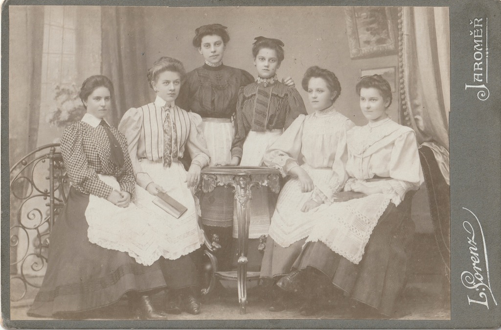 Panny służące - ok. 1900