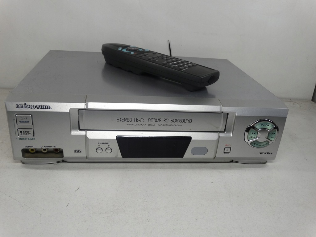 UNIVERSUM VR2715A + ORYGINALNY PILOT - MAGNETOWID VHS -