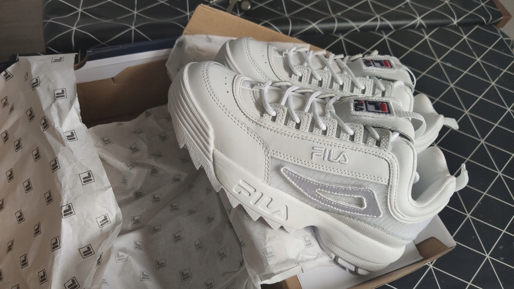 Fila disruptor deals worldbox