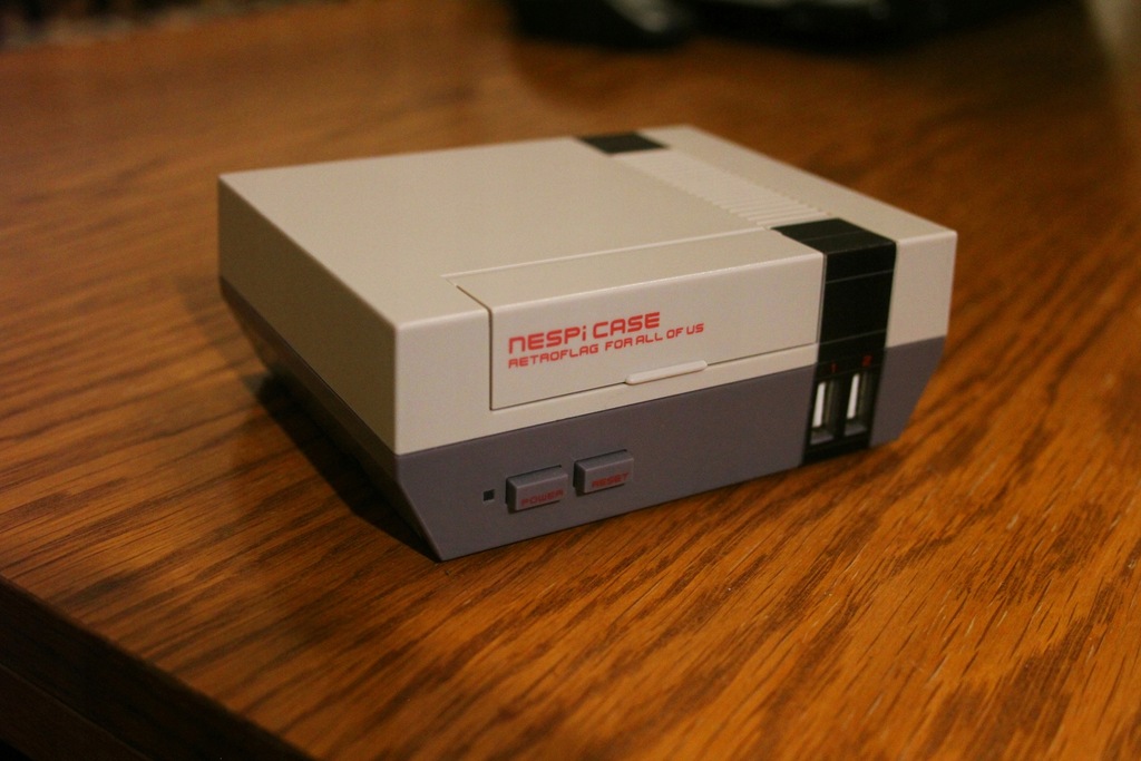 RASPBERRY Pi 3 NESPi W OBUDOWIE NINTENDO NES