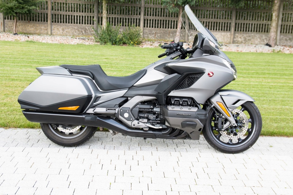 honda goldwing bagger 2018