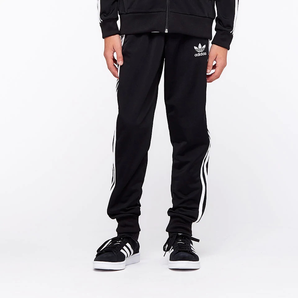 Cf8558 adidas deals