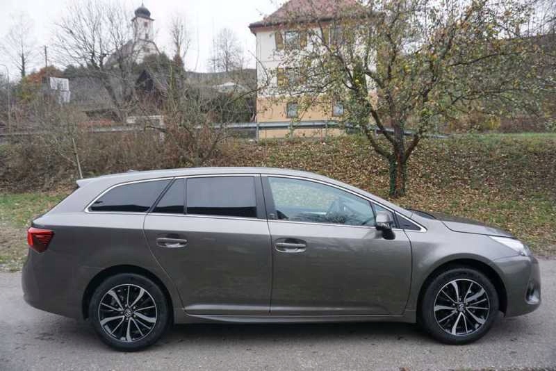 TOYOTA AVENSIS T27 T29 KOMBI DRZWI PRAWE TYLNE 1G3