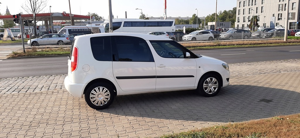 Купить SKODA ROOMSTER (5J) 1.6 TDI 90 л.с.: отзывы, фото, характеристики в интерне-магазине Aredi.ru