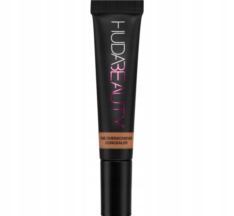 Huda Beauty OverAchiever Concealer korektor mocno kryjący odcień Salted Car