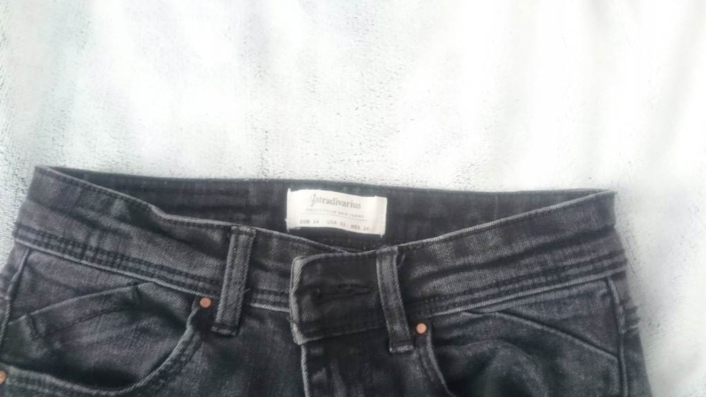 Spodnie jeansy stradivarius 34 xs