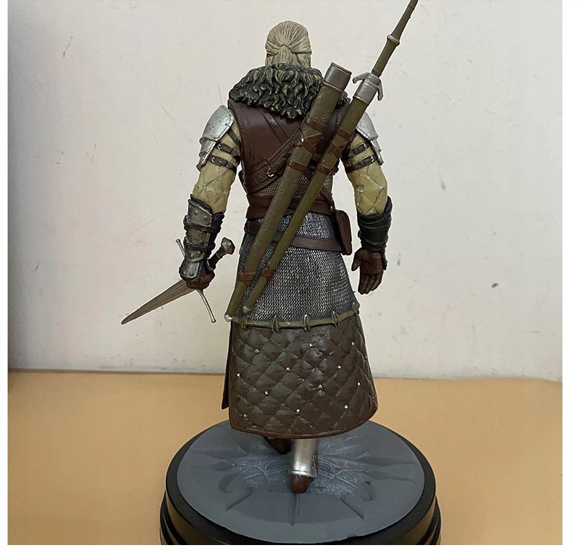 Купить ГЕРАЛЬТ ТЕМНАЯ ЛОШАДЬ ВЕДЬМАК 3 ФИГУРКА ВЕДЬМАКА: отзывы, фото и ...