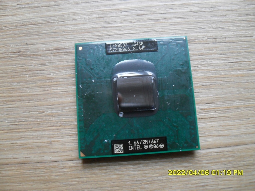 SLA4F 1,667GHz 667MHz Core 2 Socket P LF80537T5450