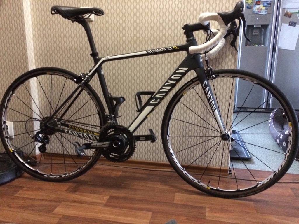 Canyon ultimate cf sl 8.0 campagnolo athena II + P