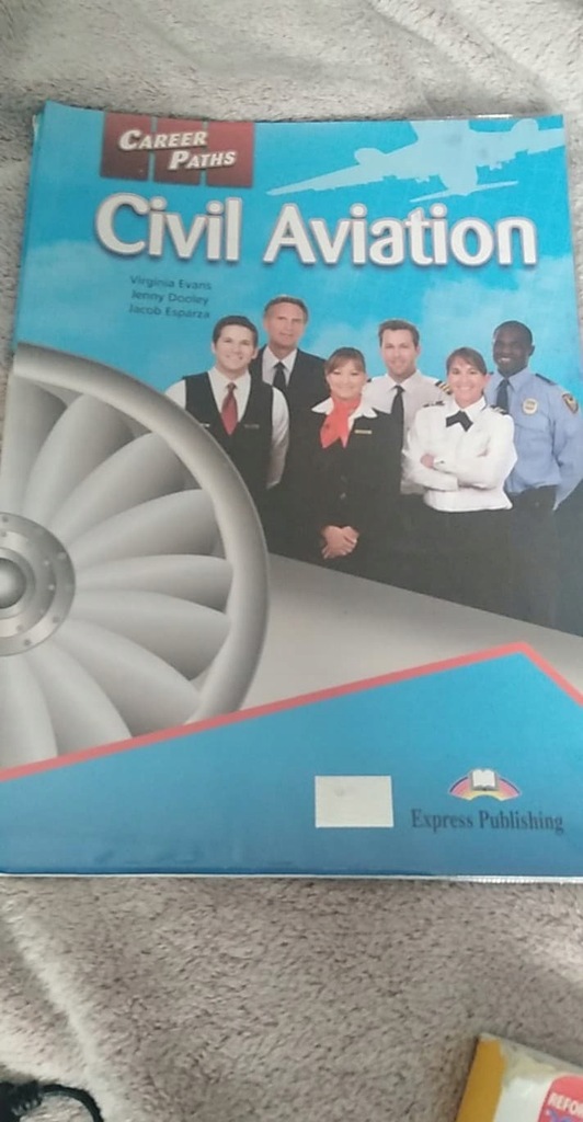 CIVIL AVIATION CAREER PATHS 12243878849 oficjalne archiwum Allegro