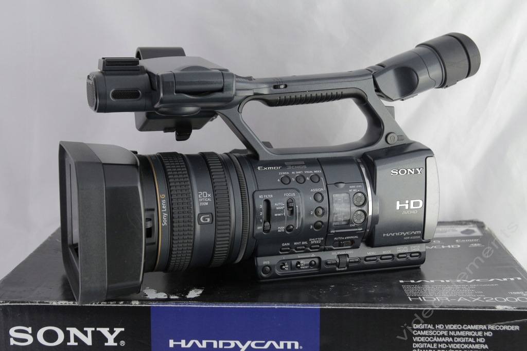 kamera Sony HDR-AX2000