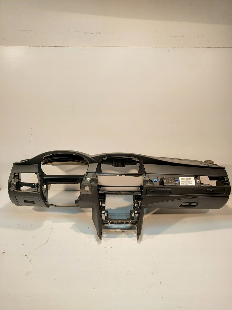 BMW E60 KONSOLA DESKA ROZDZIELCZA KUBKI CUP HOLDER 12661102428