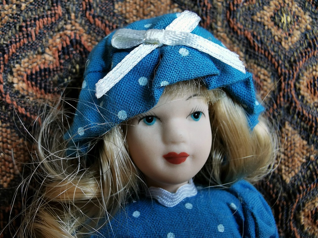Купить Ретро пляжная фарфоровая кукла (15 см) ДеАгостини: отзывы, фото, характеристики в интерне-магазине Aredi.ru