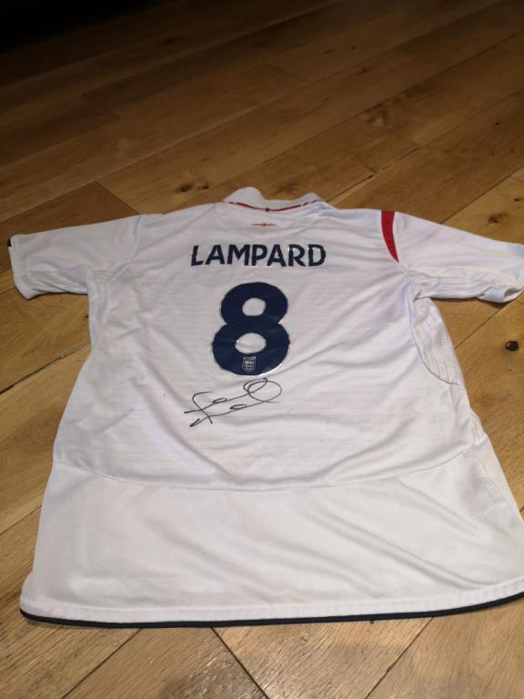 Koszulka Reprezentacji Angli z autografem Lamparda