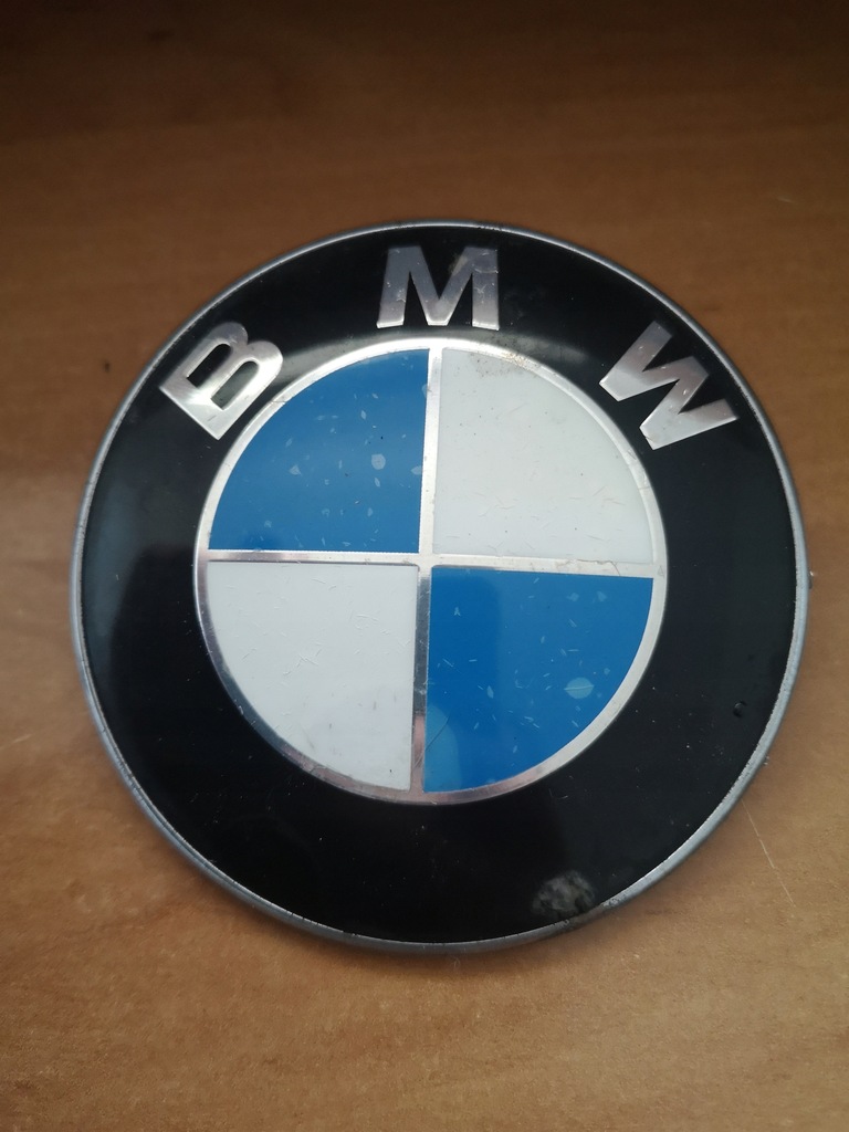 Oryginalny znaczek BMW na maskę E46 82 mm e60 e90